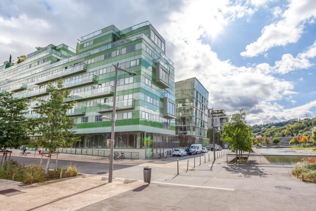 Lyon Confluence - Duplex Au Calme Avec Parking Prive En Option Apartment Екстериор снимка