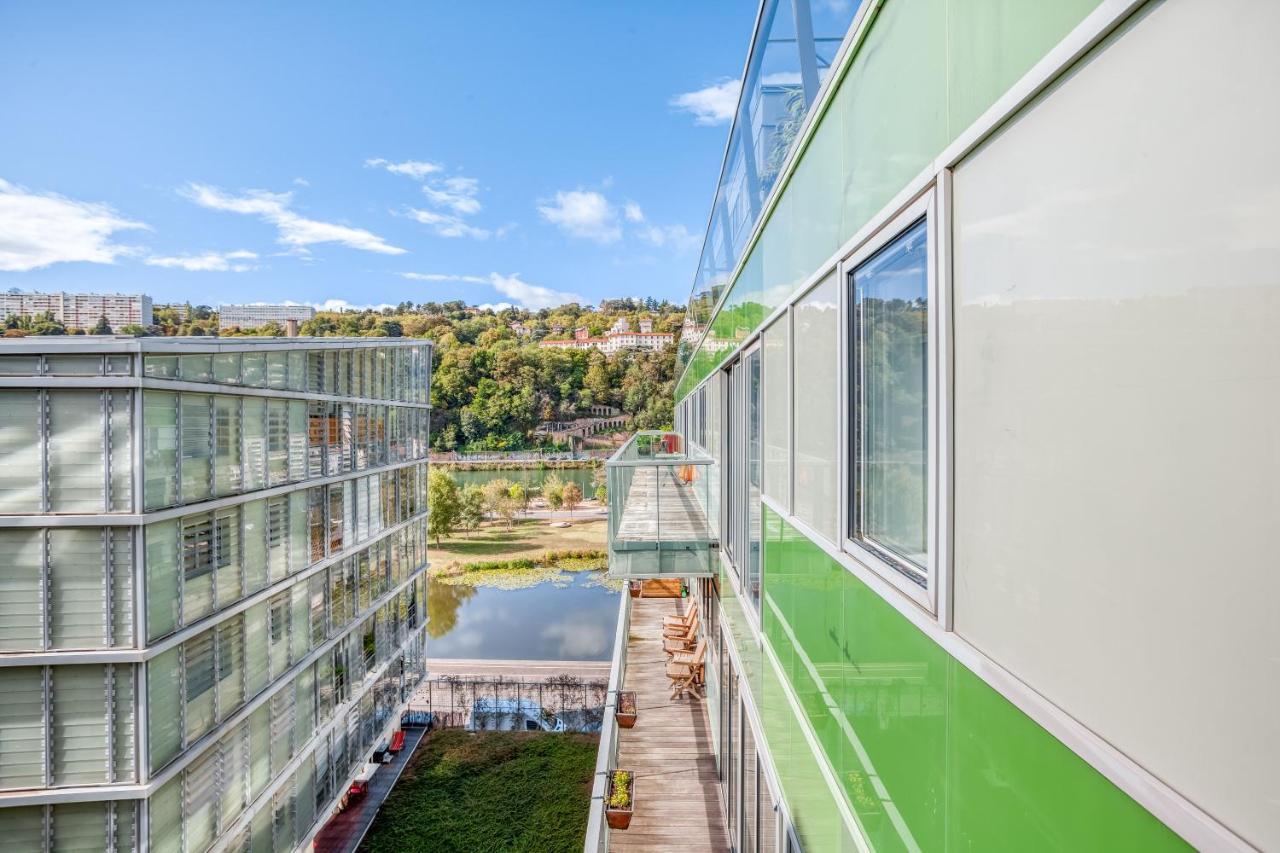 Lyon Confluence - Duplex Au Calme Avec Parking Prive En Option Apartment Екстериор снимка